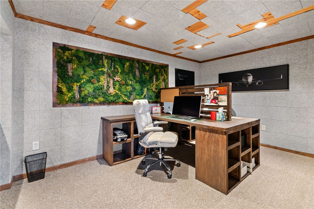 Jenner Twp, Pennsylvania 15531, United States, 3 Bedrooms Bedrooms, ,3 BathroomsBathrooms,Residential,Pending,102450