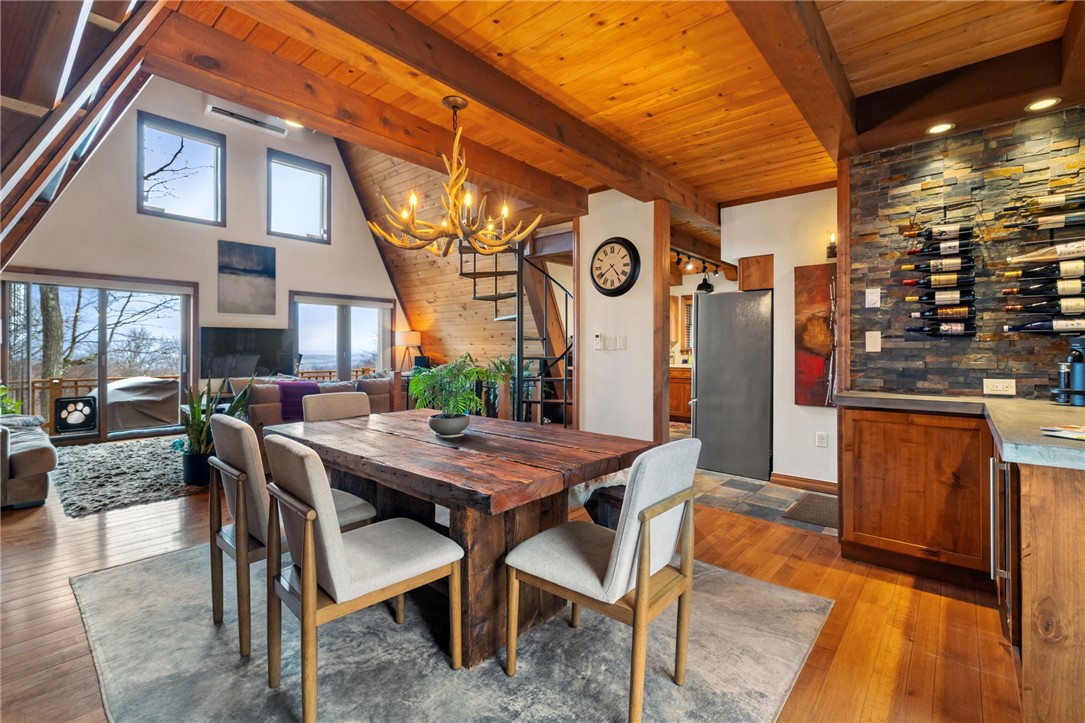 Jenner Twp, Pennsylvania 15531, United States, 3 Bedrooms Bedrooms, ,3 BathroomsBathrooms,Residential,Pending,102450