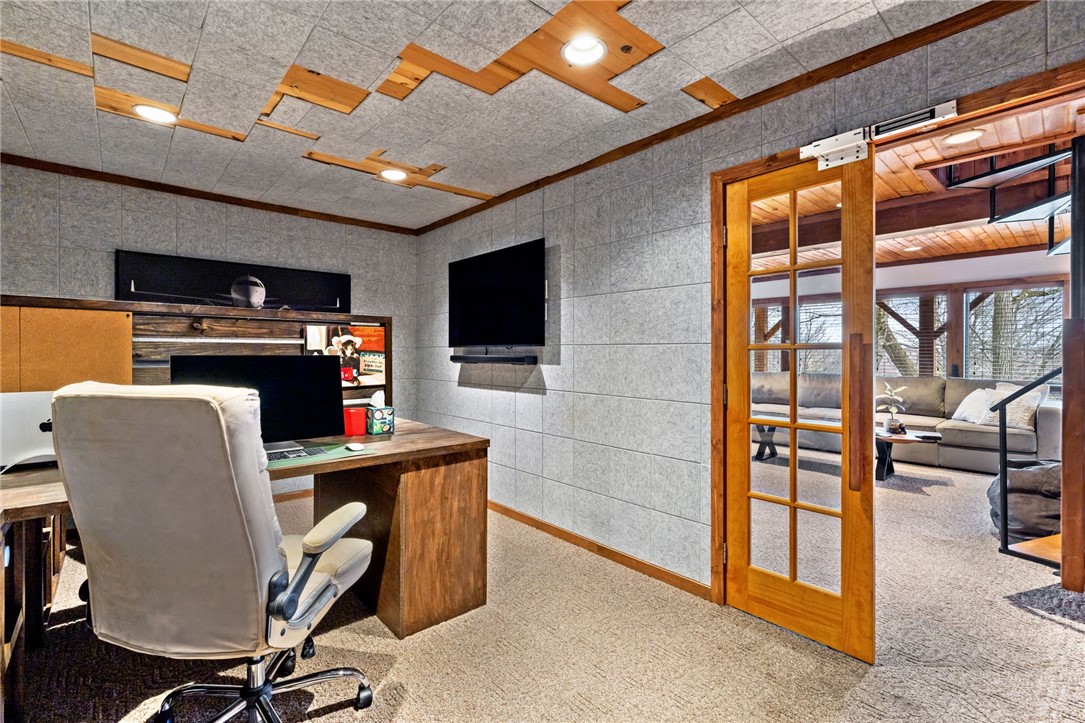 Jenner Twp, Pennsylvania 15531, United States, 3 Bedrooms Bedrooms, ,3 BathroomsBathrooms,Residential,Pending,102450