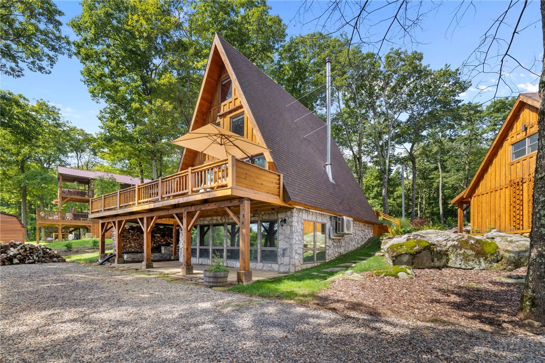 Jenner Twp, Pennsylvania 15531, United States, 3 Bedrooms Bedrooms, ,3 BathroomsBathrooms,Residential,Pending,102450