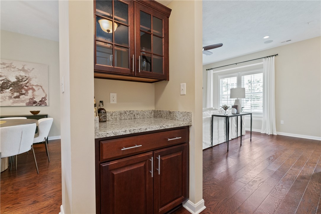 238 Riverfront St St, Oakmont, Pennsylvania image 6