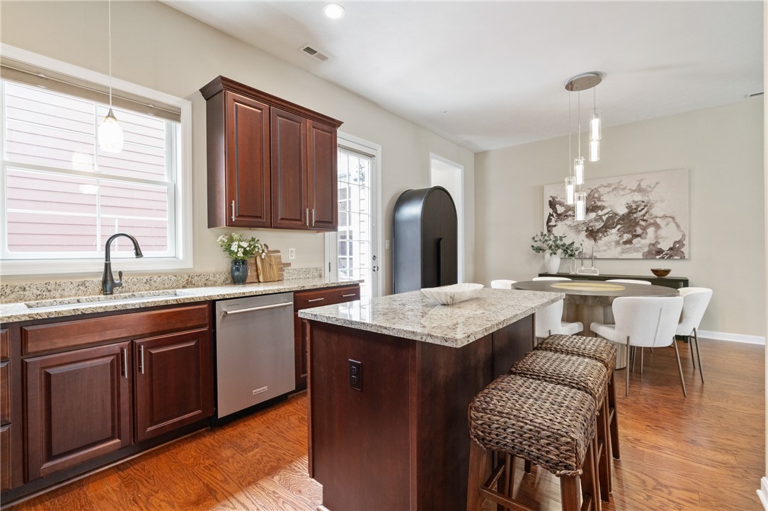 238 Riverfront St St, Oakmont, Pennsylvania image 3