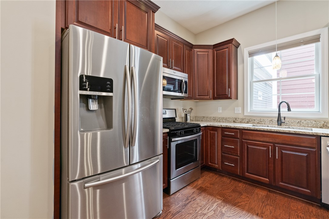 238 Riverfront St St, Oakmont, Pennsylvania image 5