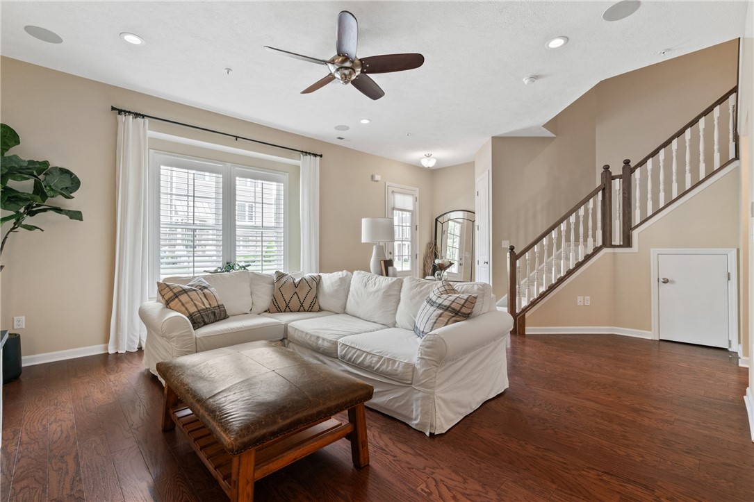 238 Riverfront St St, Oakmont, Pennsylvania image 10