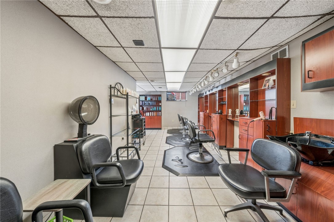 601 Lincoln Highway