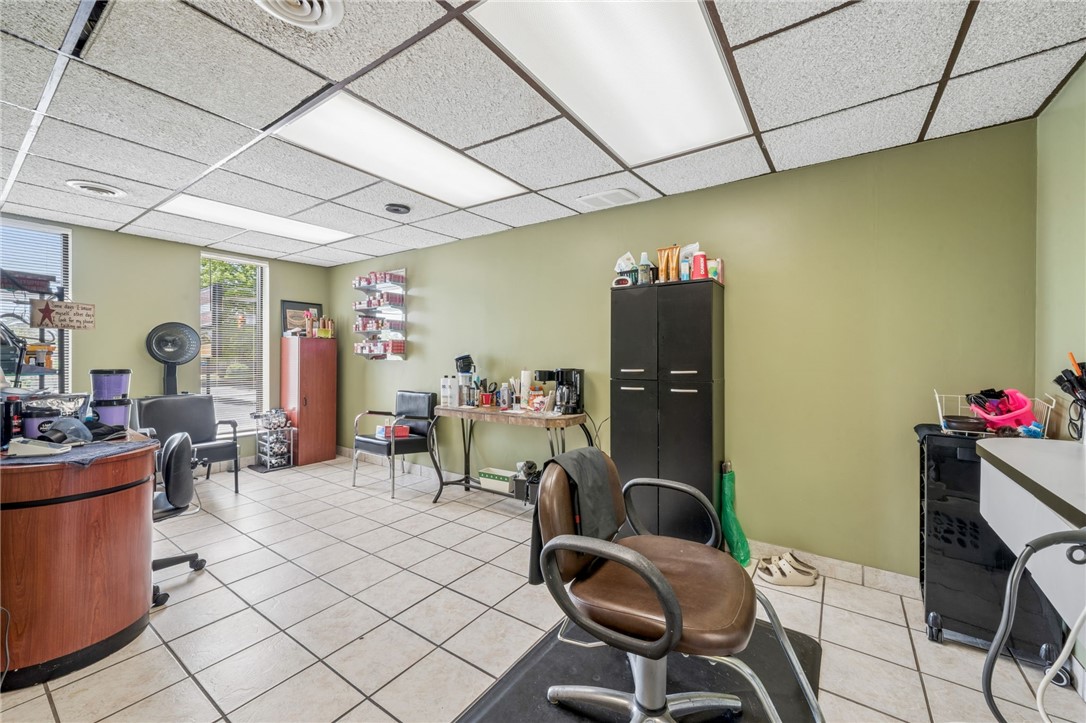601 Lincoln Highway