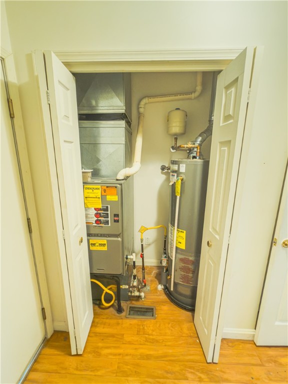 South Strabane, Pennsylvania 15301, United States, 2 Bedrooms Bedrooms, ,2 BathroomsBathrooms,Residential,Pending,210240