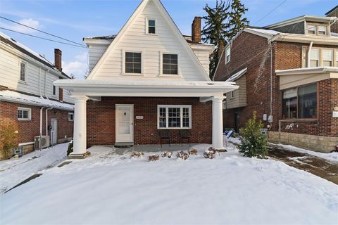Photo of 6628 Wilkins Ave, Pittsburgh, PA 15217 (MLS # 1733769)