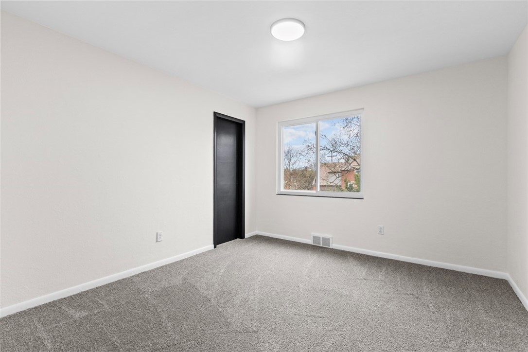 1009 Fidelity Dr Dr, West Mifflin, Pennsylvania image 16