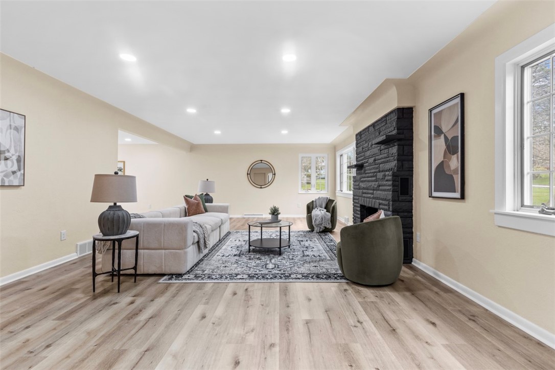 1009 Fidelity Dr Dr, West Mifflin, Pennsylvania image 3