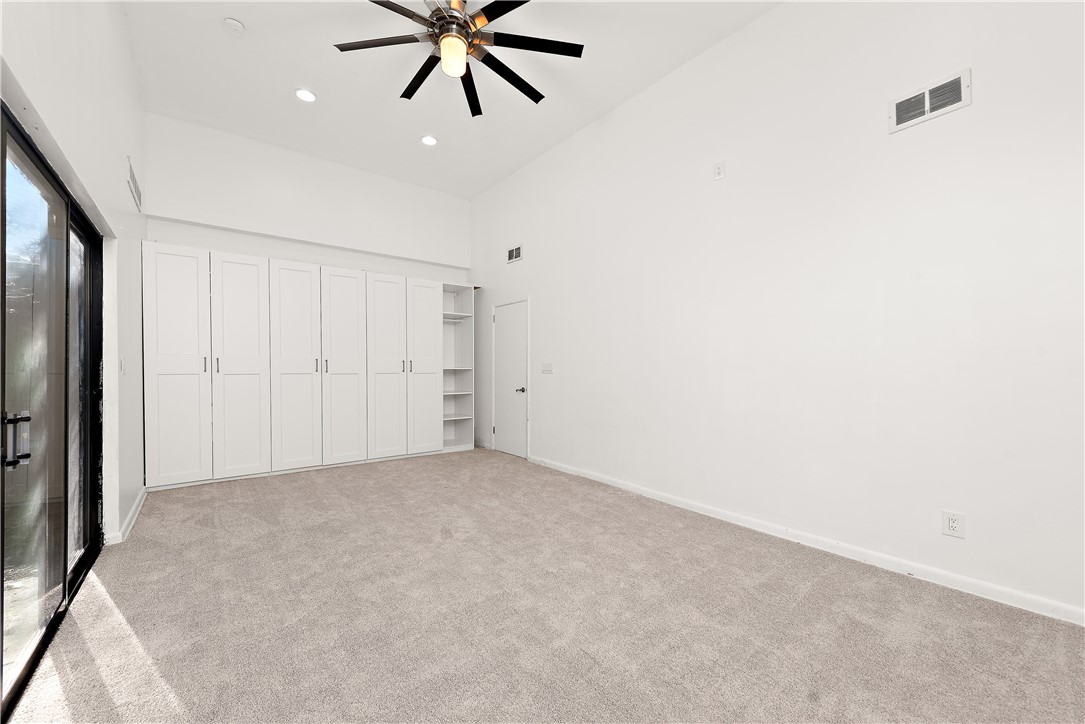 McCandless, Pennsylvania 15101, United States, 5 Bedrooms Bedrooms, ,4 BathroomsBathrooms,Residential,Contingent,246161