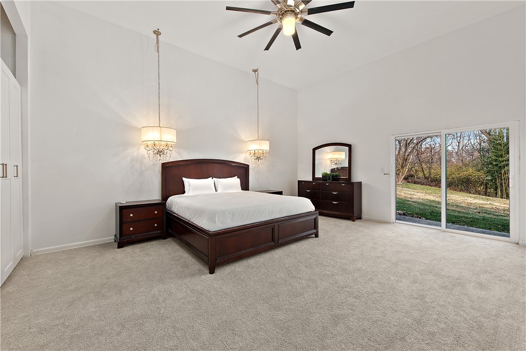 McCandless, Pennsylvania 15101, United States, 5 Bedrooms Bedrooms, ,4 BathroomsBathrooms,Residential,Contingent,246161