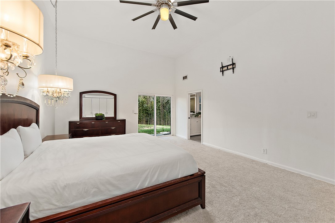 McCandless, Pennsylvania 15101, United States, 5 Bedrooms Bedrooms, ,4 BathroomsBathrooms,Residential,Contingent,246161