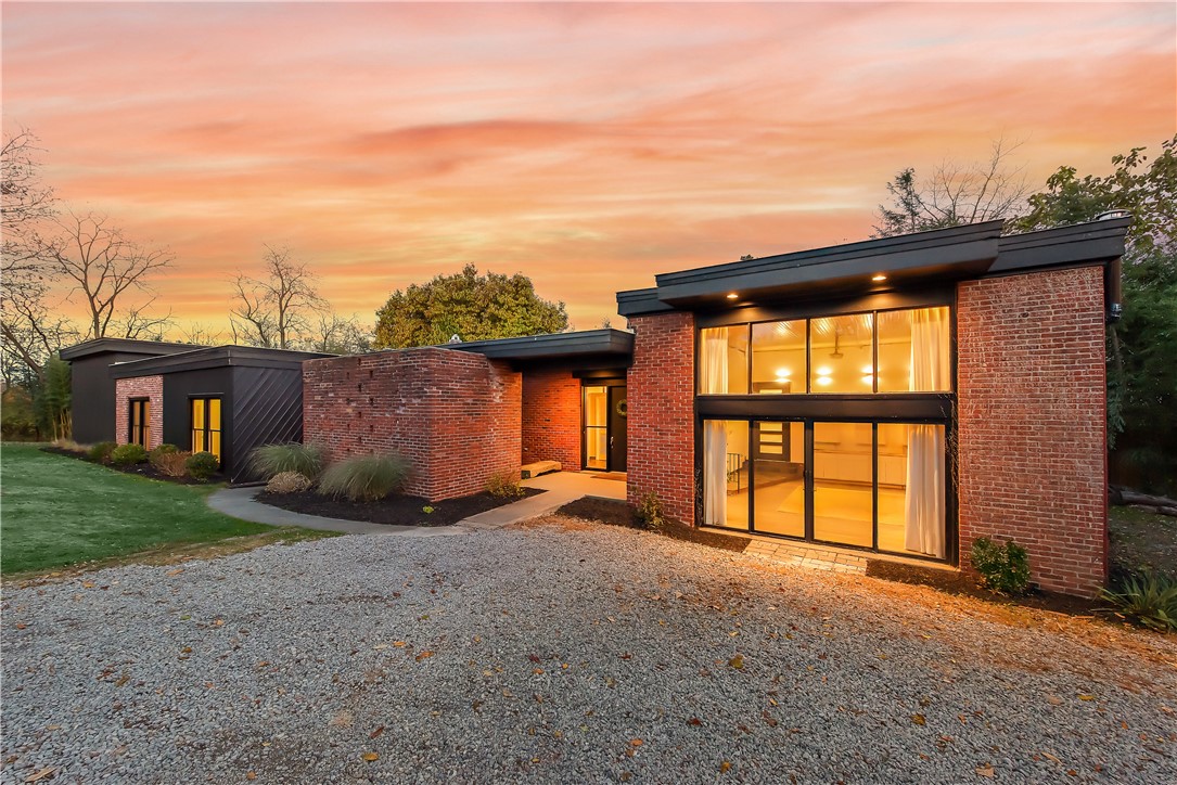 McCandless, Pennsylvania 15101, United States, 5 Bedrooms Bedrooms, ,4 BathroomsBathrooms,Residential,Contingent,246161 McCandless, Pennsylvania 15101, United States, 5 Bedrooms Bedrooms, ,4 BathroomsBathrooms,Residential,Contingent,246161