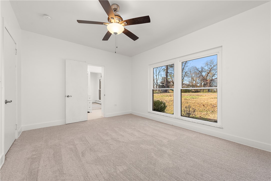 McCandless, Pennsylvania 15101, United States, 5 Bedrooms Bedrooms, ,4 BathroomsBathrooms,Residential,Contingent,246161