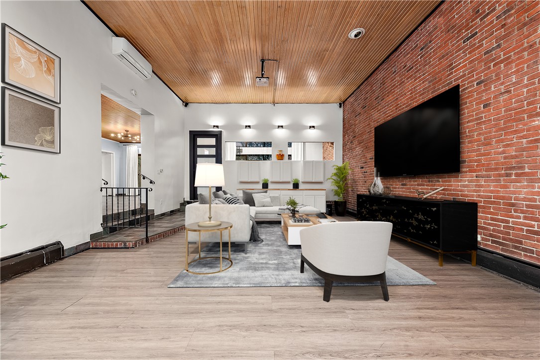 McCandless, Pennsylvania 15101, United States, 5 Bedrooms Bedrooms, ,4 BathroomsBathrooms,Residential,Contingent,246161