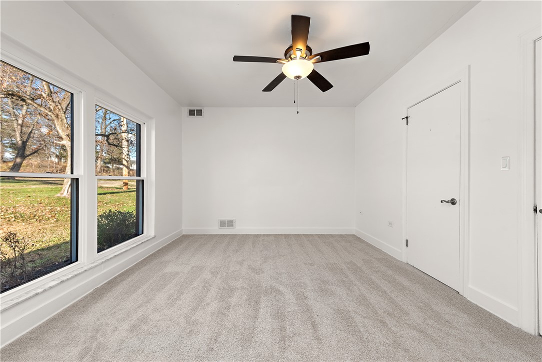 McCandless, Pennsylvania 15101, United States, 5 Bedrooms Bedrooms, ,4 BathroomsBathrooms,Residential,Contingent,246161