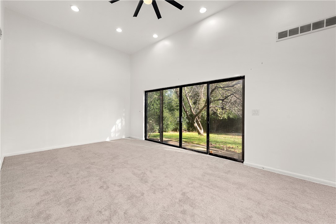 McCandless, Pennsylvania 15101, United States, 5 Bedrooms Bedrooms, ,4 BathroomsBathrooms,Residential,Contingent,246161