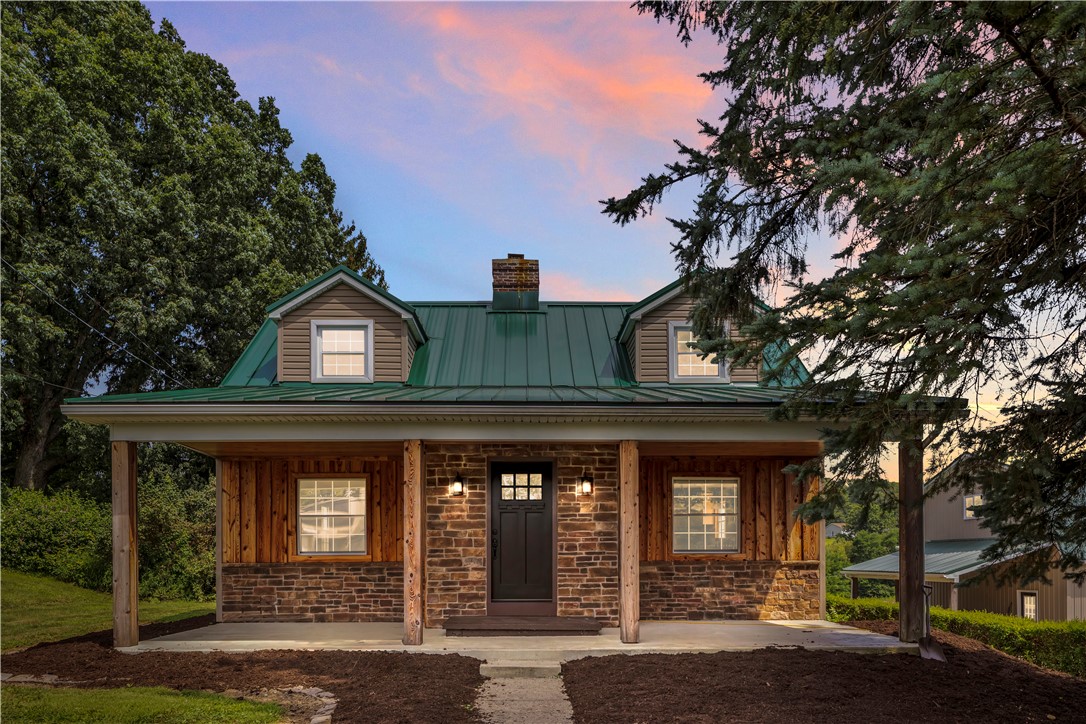 1405 Perry Hwy