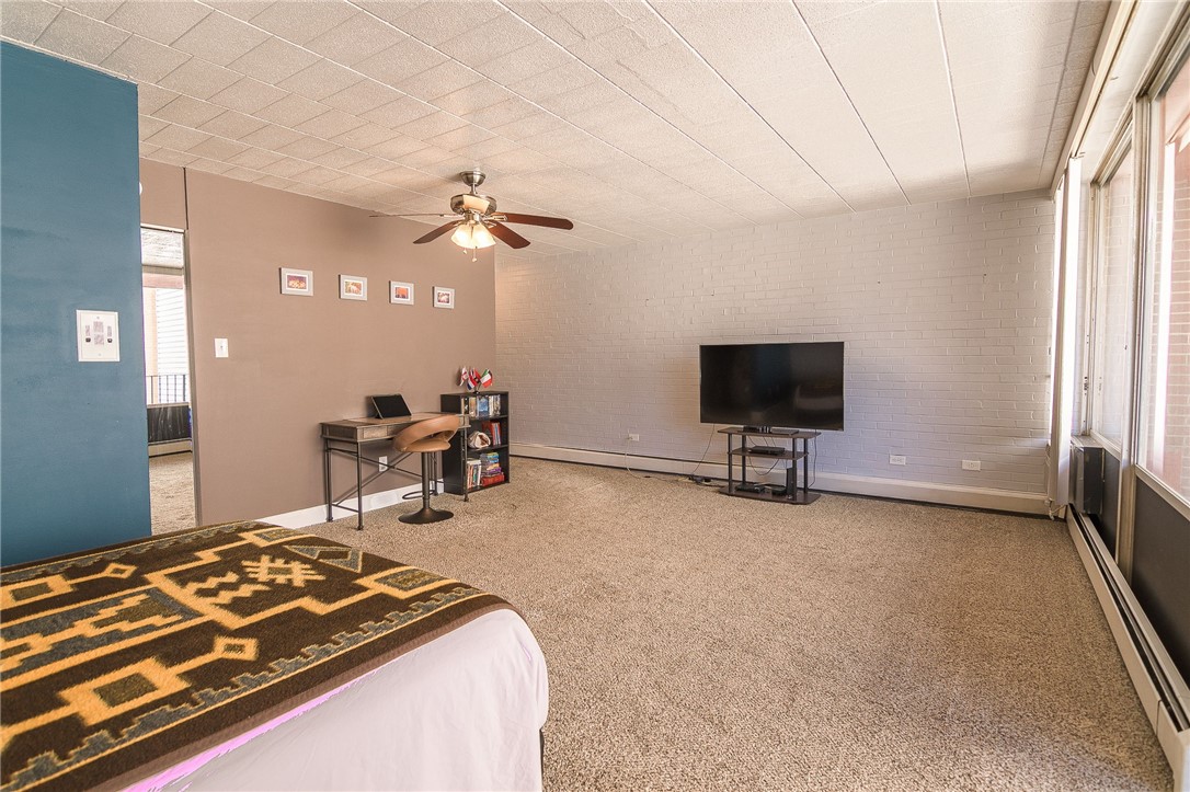 446 Hoodridge Dr 201