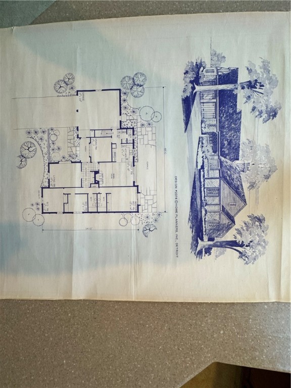 White Twp, Pennsylvania 15701, United States, 3 Bedrooms Bedrooms, ,3 BathroomsBathrooms,Residential,Contingent,184308