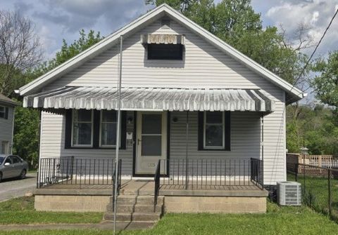 Photo of 1315 Penn Ave, New Brighton, PA 15066 (MLS # 1750483)