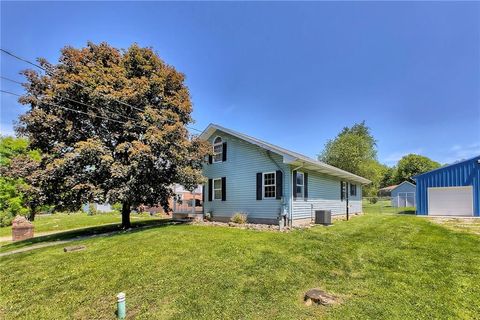 Homes For Sale - 606 Beech Street St<br/> Derry Twp, PA 15627
