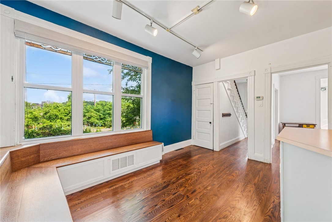 City Of Greensburg, Pennsylvania 15601, United States, 3 Bedrooms Bedrooms, ,2 BathroomsBathrooms,Residential,Contingent,164961