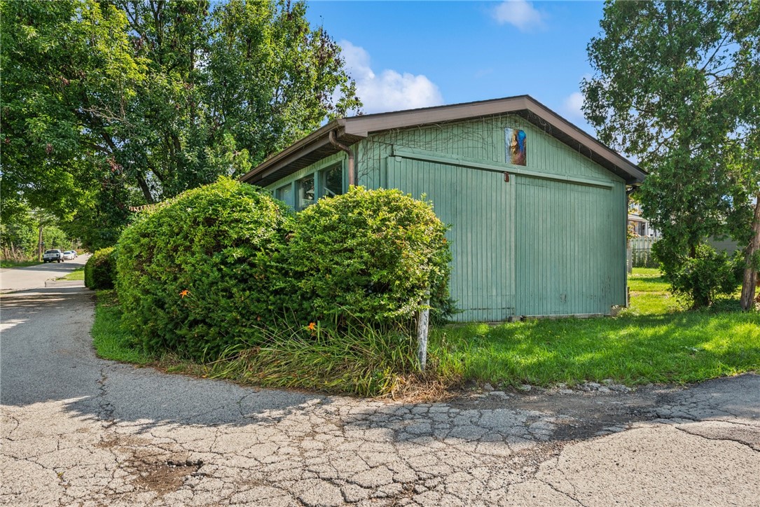 City Of Greensburg, Pennsylvania 15601, United States, 3 Bedrooms Bedrooms, ,2 BathroomsBathrooms,Residential,Contingent,164961