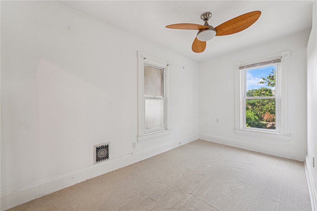 City Of Greensburg, Pennsylvania 15601, United States, 3 Bedrooms Bedrooms, ,2 BathroomsBathrooms,Residential,Contingent,164961