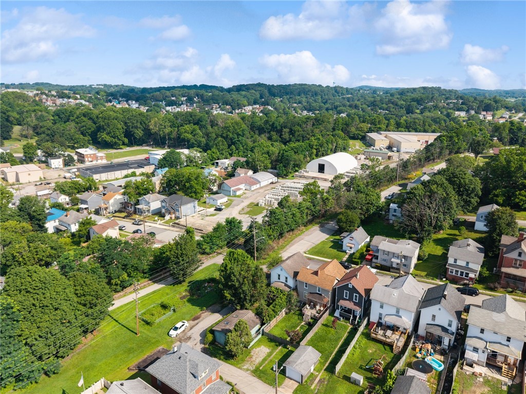 City Of Greensburg, Pennsylvania 15601, United States, 3 Bedrooms Bedrooms, ,2 BathroomsBathrooms,Residential,Contingent,164961