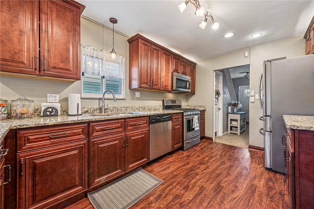 214 7th Street St, Oakmont, Pennsylvania image 11