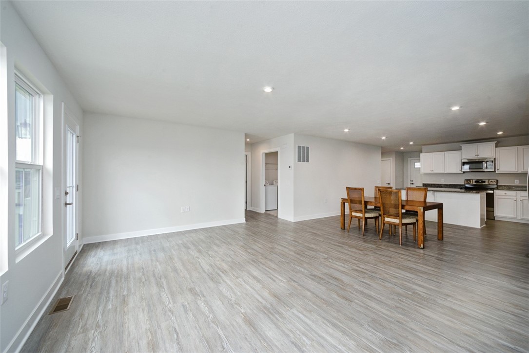 Penn Twp - Wml, Pennsylvania 15623, United States, 2 Bedrooms Bedrooms, ,2 BathroomsBathrooms,Residential,Active,92722