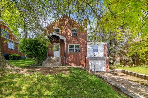Photo of 3809 Greensburg Pike, Pittsburgh, PA 15221 (MLS # 1751022)