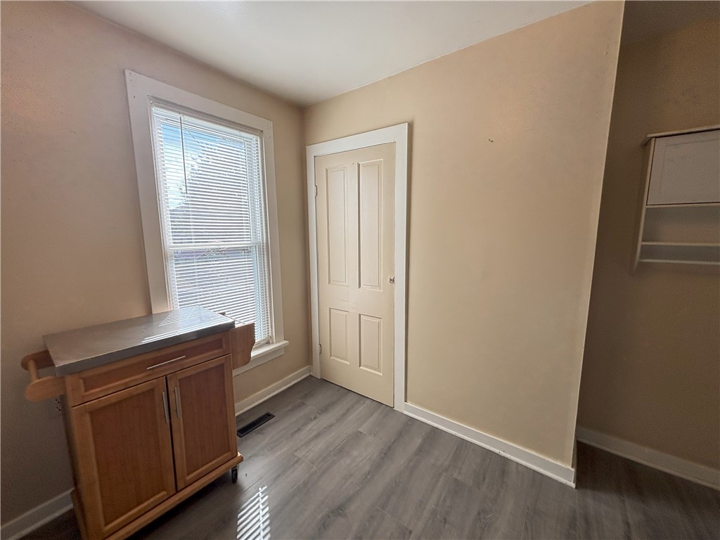 Ligonier Boro, Pennsylvania 15658, United States, 2 Bedrooms Bedrooms, ,1 BathroomBathrooms,Residential,Active,96166