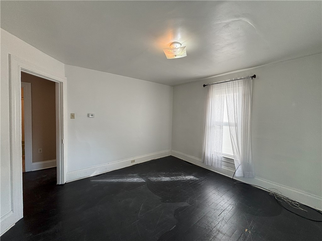 Ligonier Boro, Pennsylvania 15658, United States, 2 Bedrooms Bedrooms, ,1 BathroomBathrooms,Residential,Active,96166