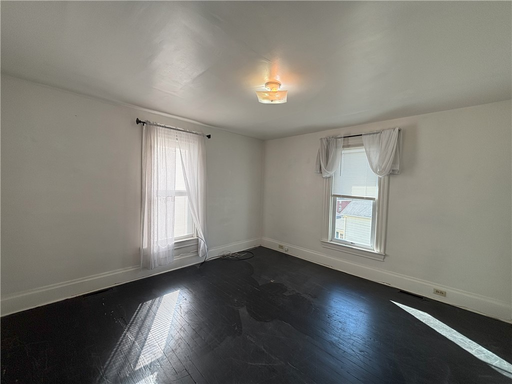 Ligonier Boro, Pennsylvania 15658, United States, 2 Bedrooms Bedrooms, ,1 BathroomBathrooms,Residential,Active,96166