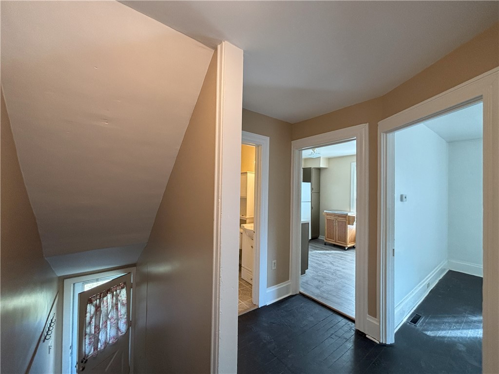 Ligonier Boro, Pennsylvania 15658, United States, 2 Bedrooms Bedrooms, ,1 BathroomBathrooms,Residential,Active,96166