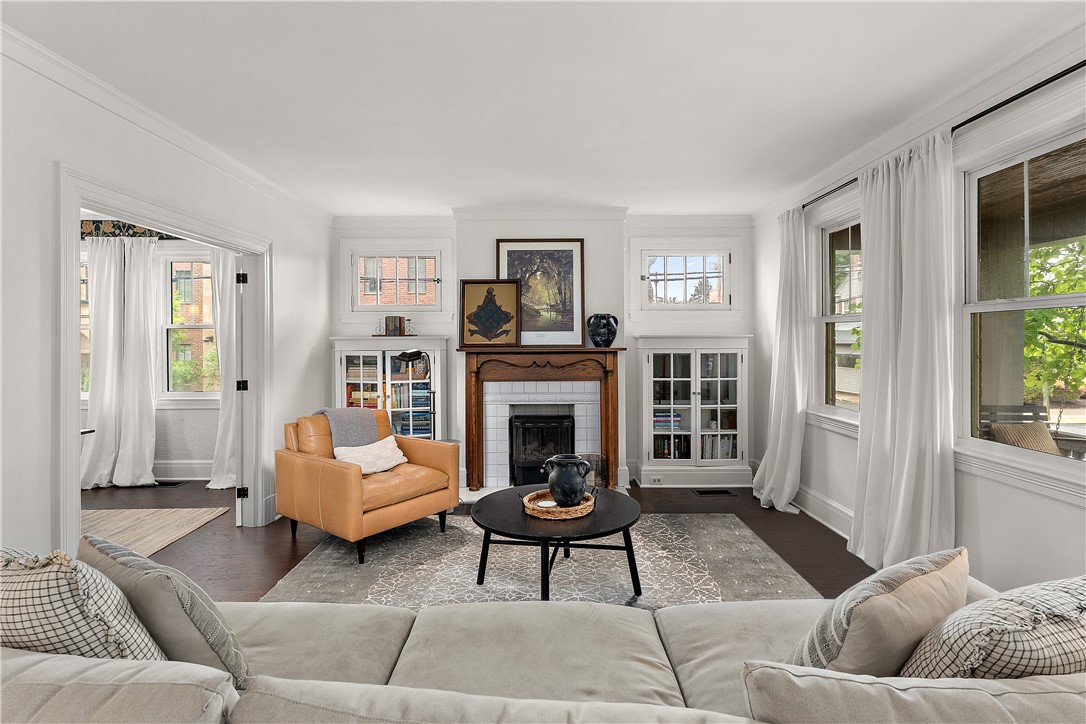 Sewickley, Pennsylvania 15143, United States, 4 Bedrooms Bedrooms, ,3 BathroomsBathrooms,Residential,Active,171909