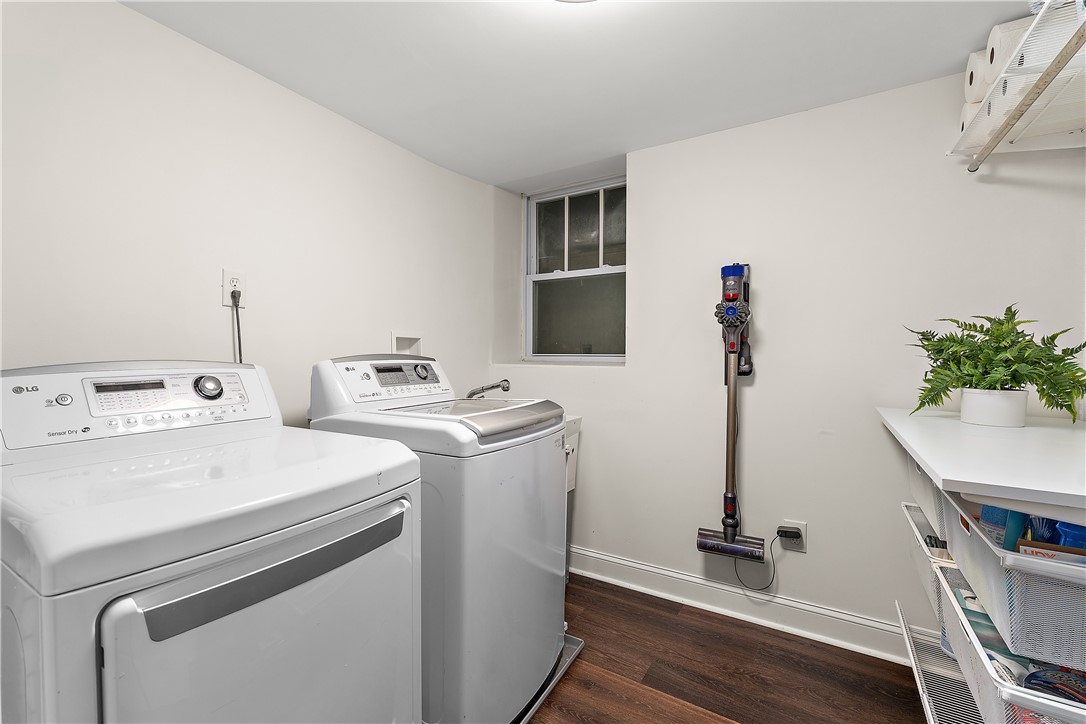 Sewickley, Pennsylvania 15143, United States, 4 Bedrooms Bedrooms, ,3 BathroomsBathrooms,Residential,Active,171909