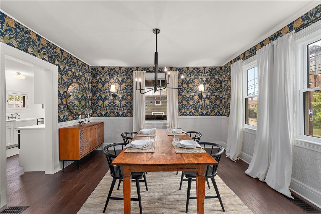 Sewickley, Pennsylvania 15143, United States, 4 Bedrooms Bedrooms, ,3 BathroomsBathrooms,Residential,Active,171909