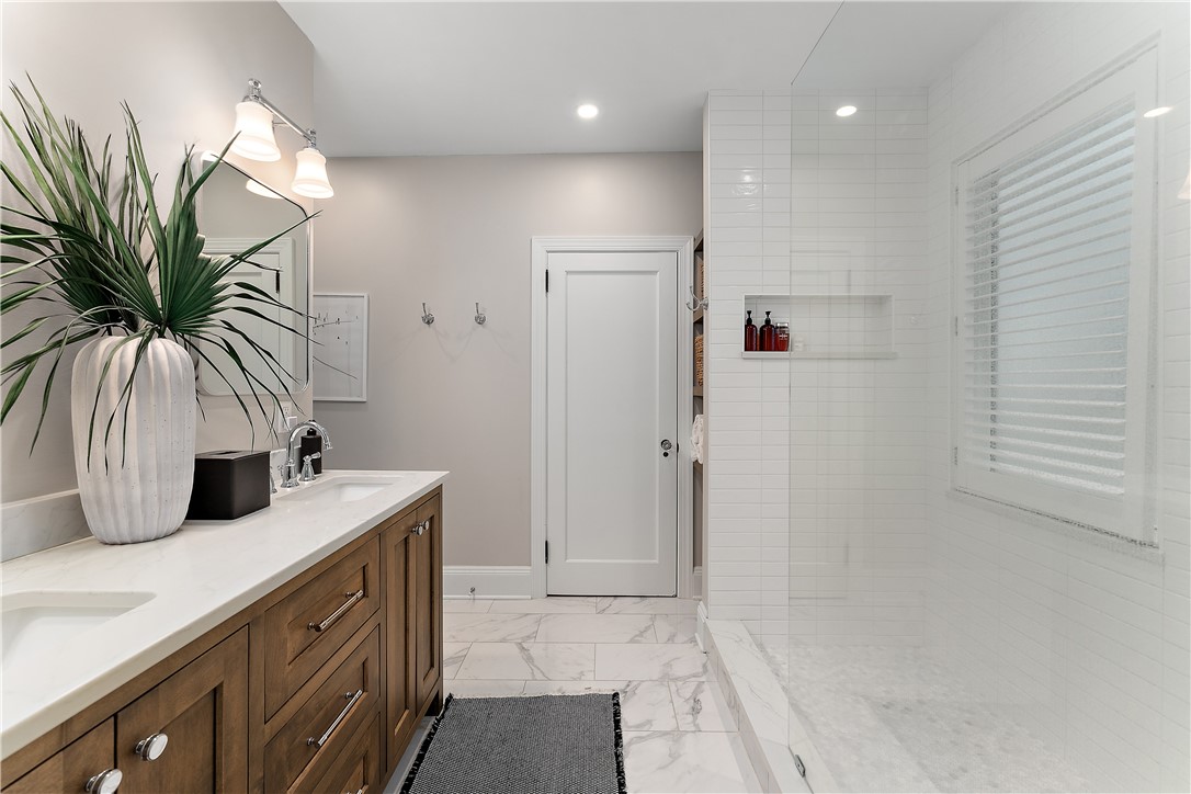 Sewickley, Pennsylvania 15143, United States, 4 Bedrooms Bedrooms, ,3 BathroomsBathrooms,Residential,Active,171909