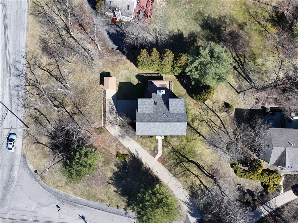 Robinson Twp - Nwa, Pennsylvania 15205, United States, 3 Bedrooms Bedrooms, ,3 BathroomsBathrooms,Residential,Contingent,86520