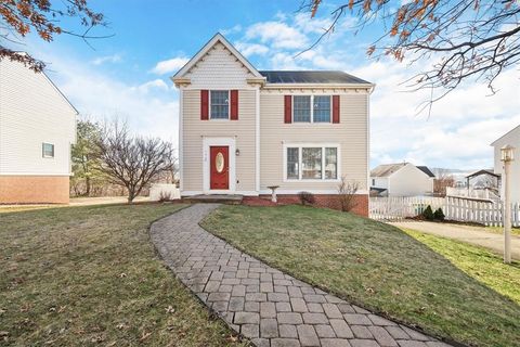Photo for 139 Trotwood Dr