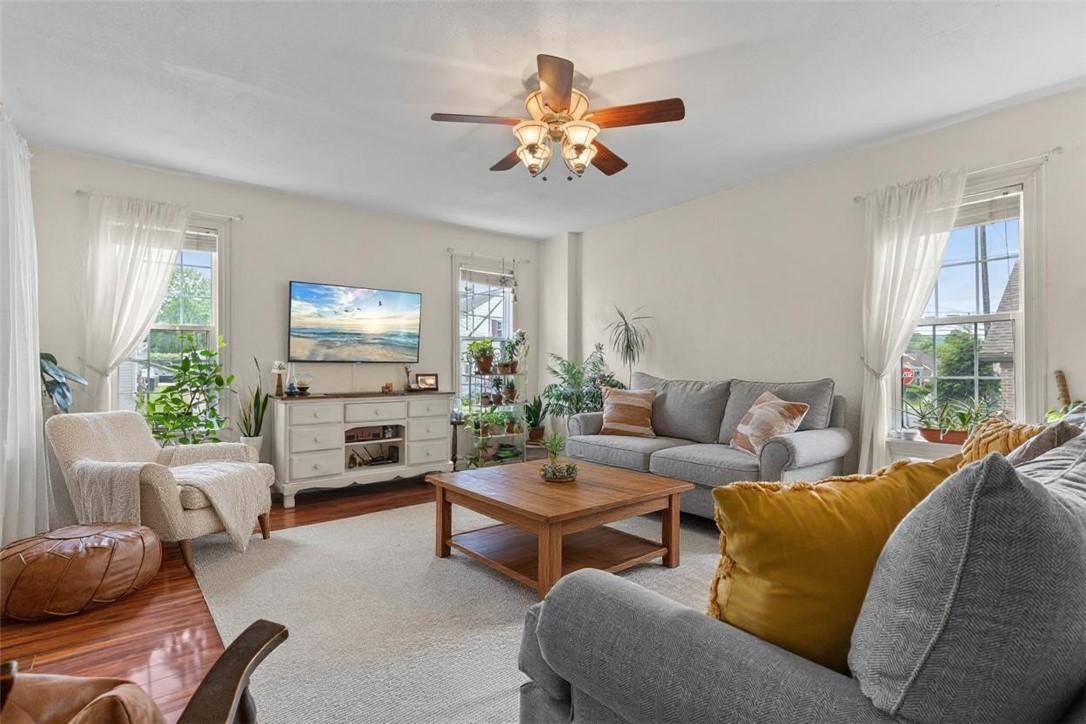 Zelienople Boro, Pennsylvania 16063, United States, 3 Bedrooms Bedrooms, ,1 BathroomBathrooms,Residential,Active,172465