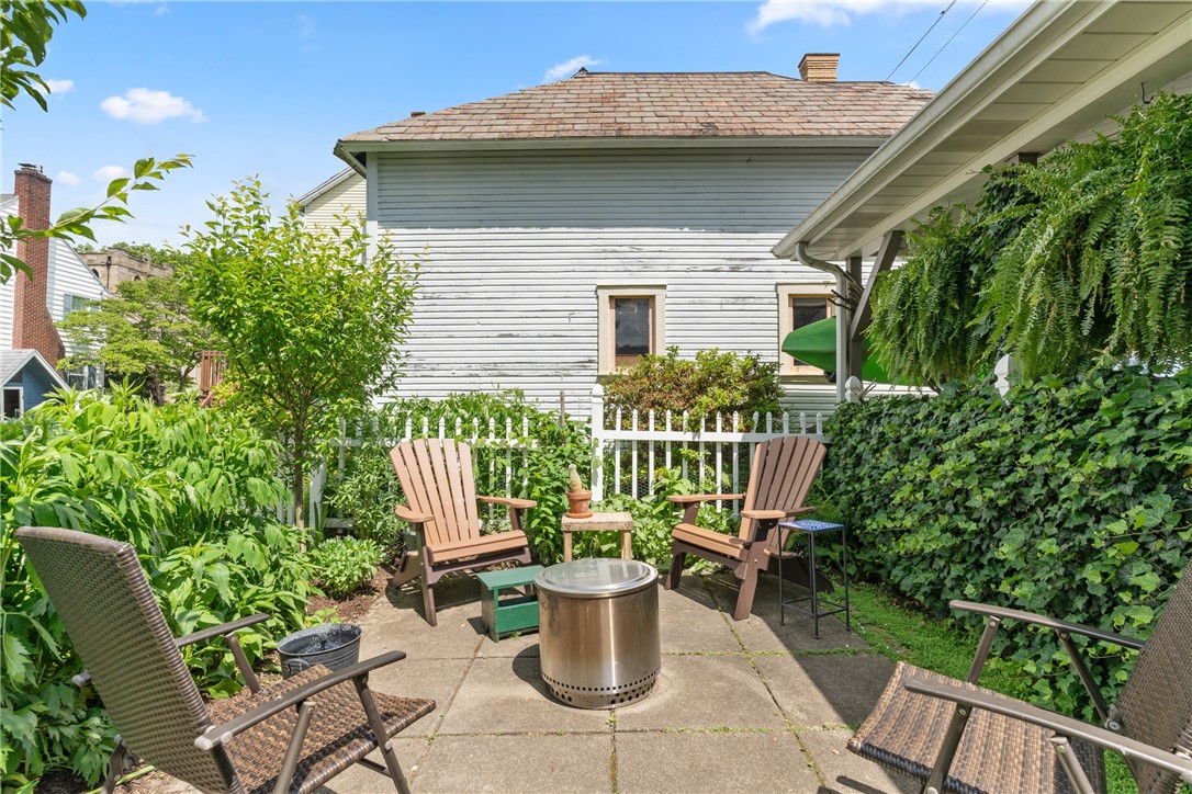 Zelienople Boro, Pennsylvania 16063, United States, 3 Bedrooms Bedrooms, ,1 BathroomBathrooms,Residential,Active,172465