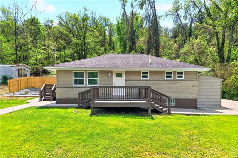 Photo of 1590 Grange Rd, Charleroi, PA 15022 (MLS # 1752665)
