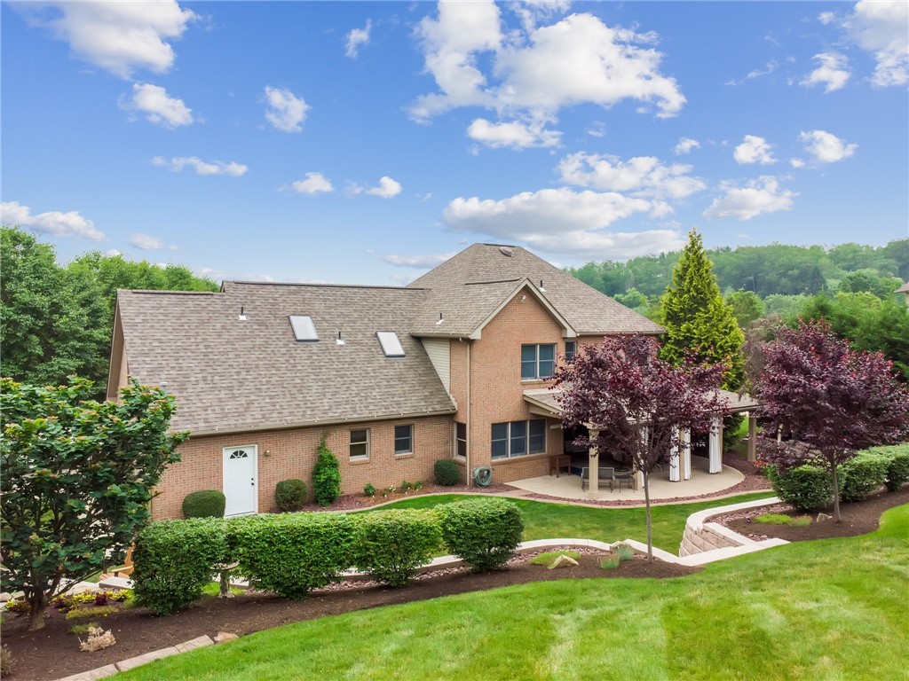 731 Stonebridge Dr
