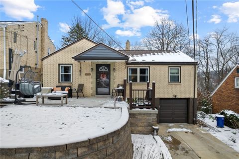 Photo of 1755 Hallowell St, Pittsburgh, PA 15210 (MLS # 1744492)