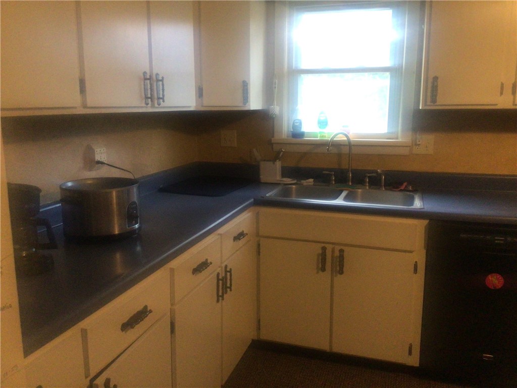 51 Maple Pl, Sharpsville, Pennsylvania image 12